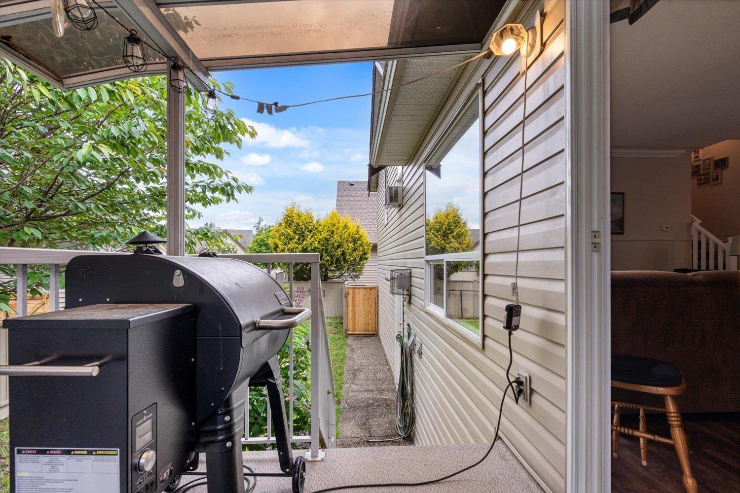 35 349 WALNUT AVENUE, Harrison Hot Springs, Harrison Hot Springs