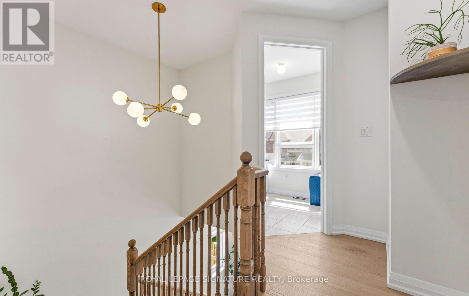 34 BRODEN CRESCENT - 10