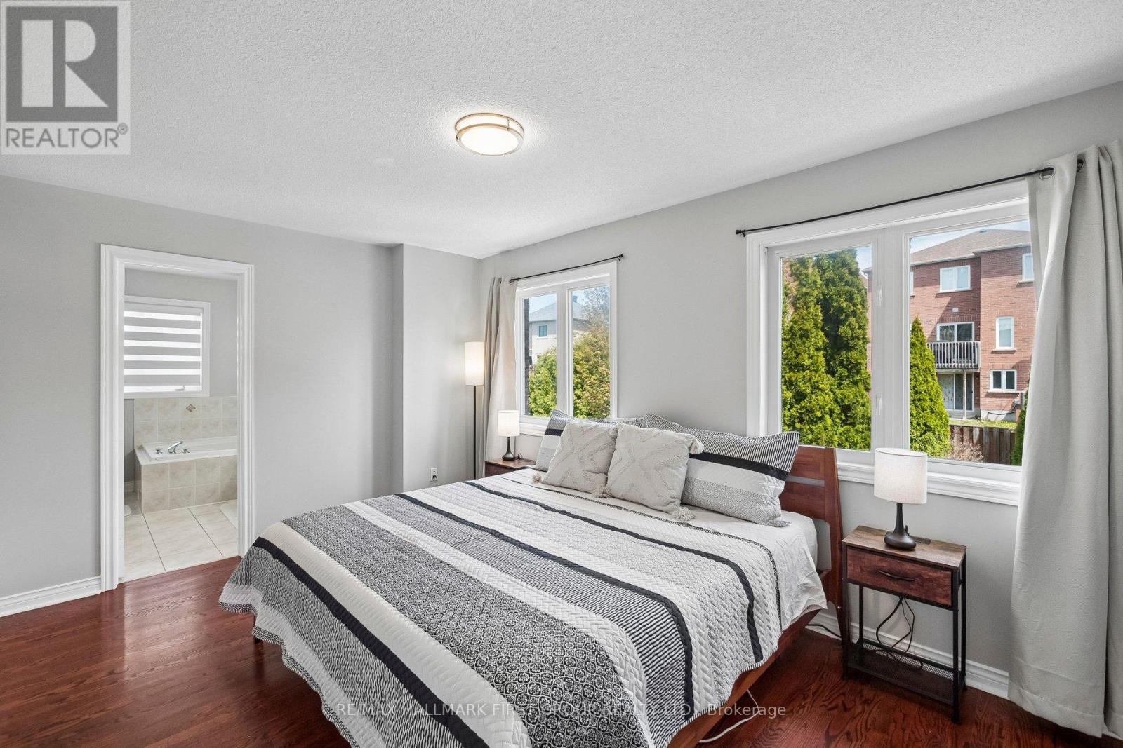43 NOBBS DRIVE - 24