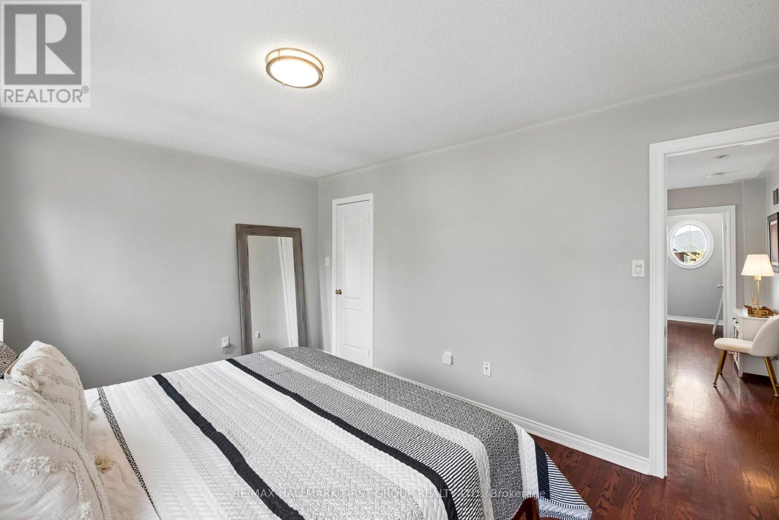 43 NOBBS DRIVE - 26
