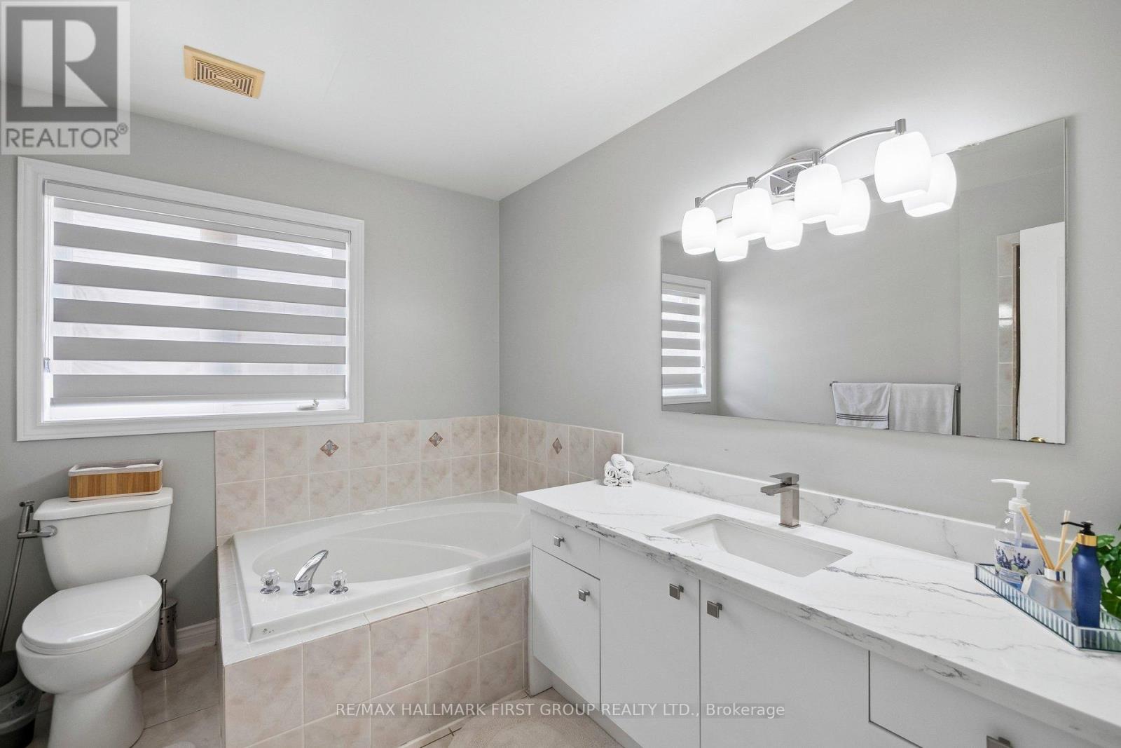 43 NOBBS DRIVE - 27