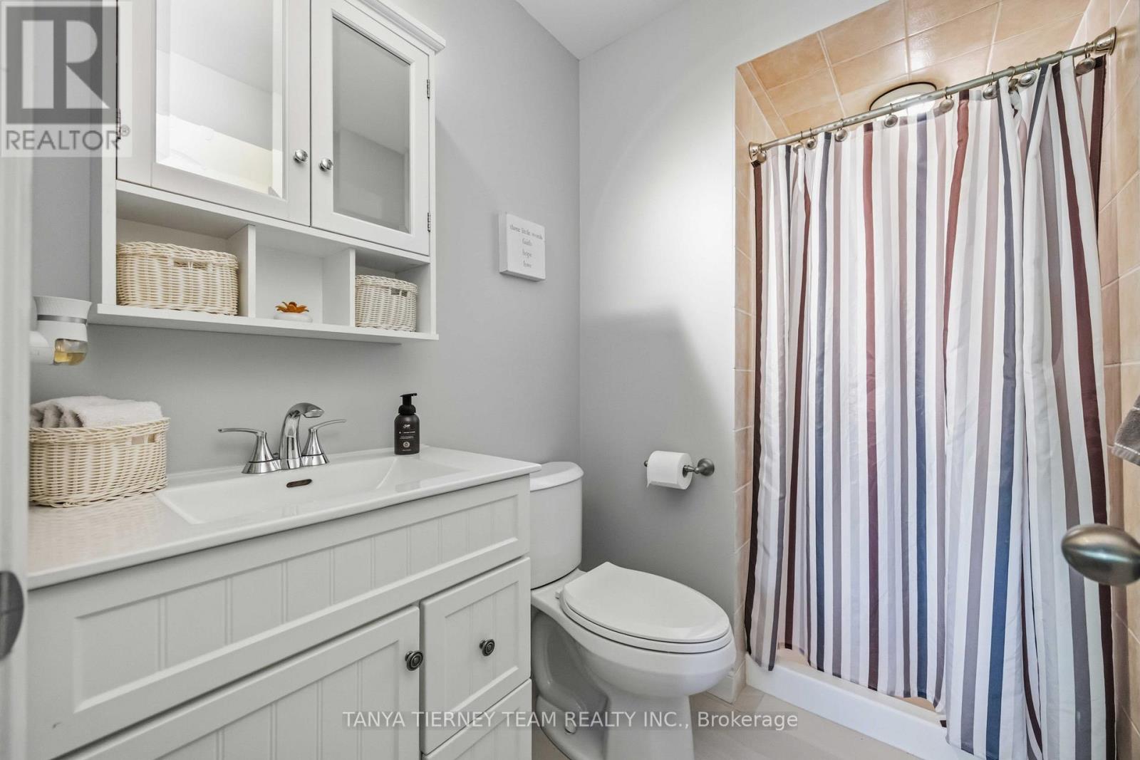 7 BROWNRIDGE PLACE - 26