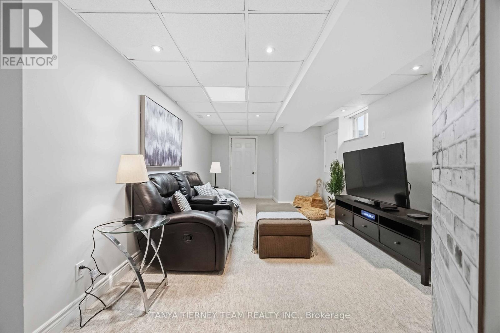 7 BROWNRIDGE PLACE - 33