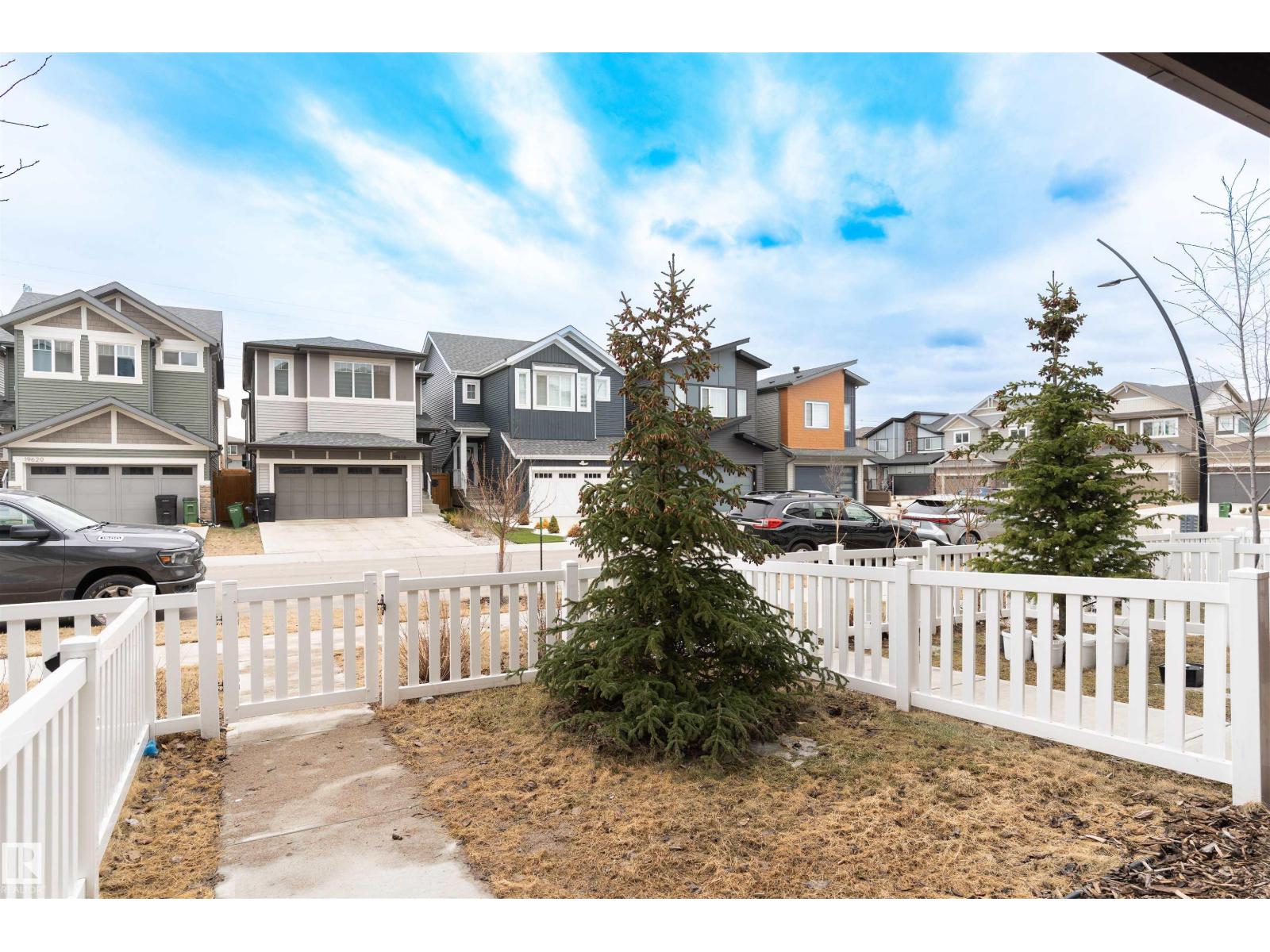 19615 28 AV NW - 2