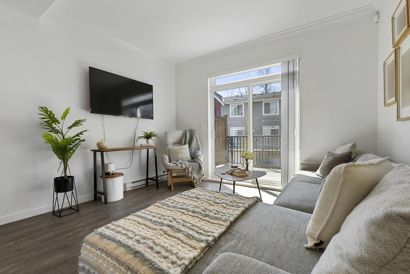 28 19128 65 AVENUE, Surrey