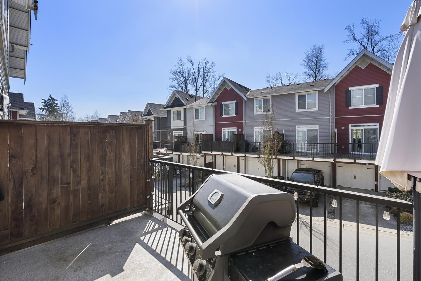 28 19128 65 AVENUE, Surrey