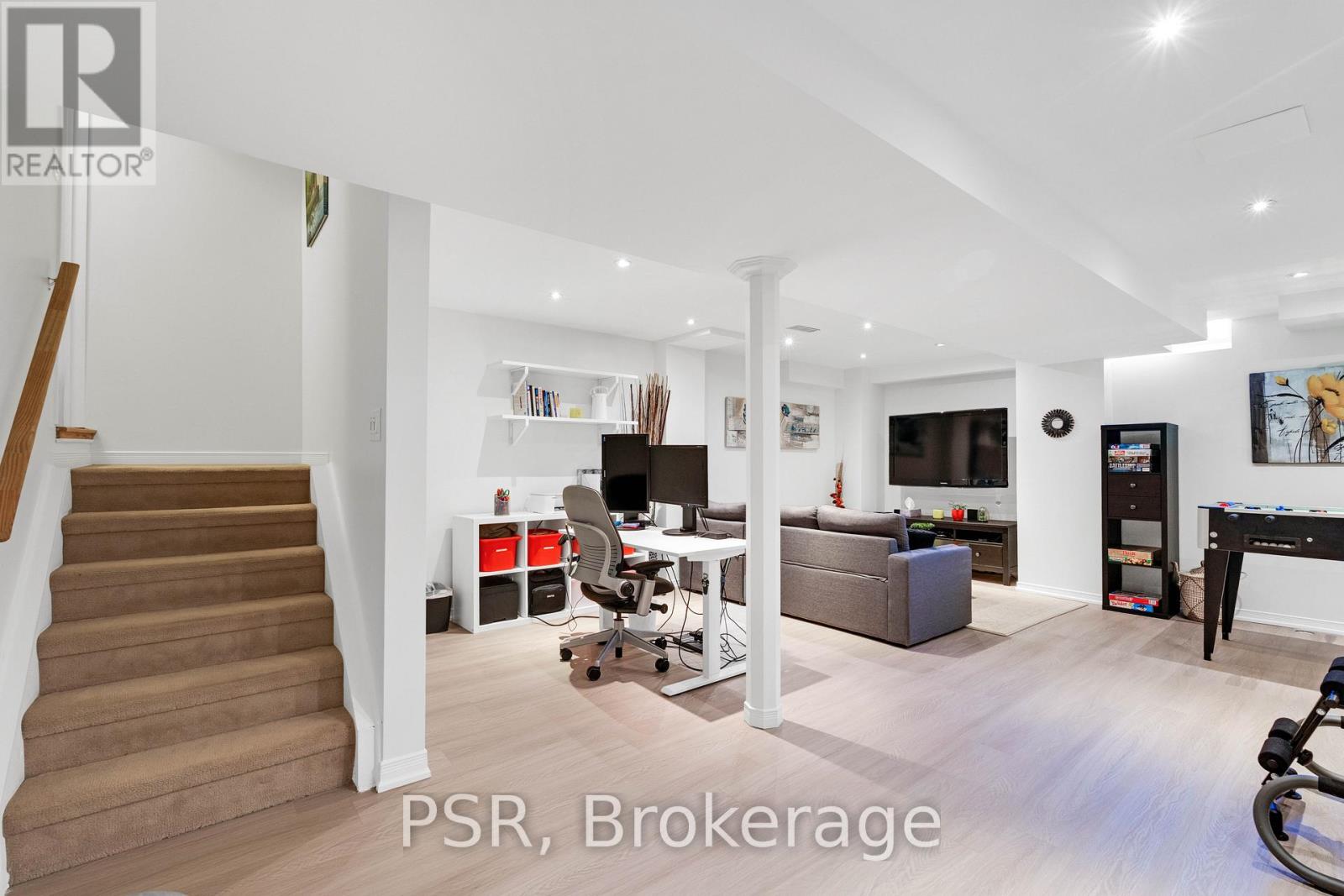 35 LINDENSHIRE AVENUE - 21