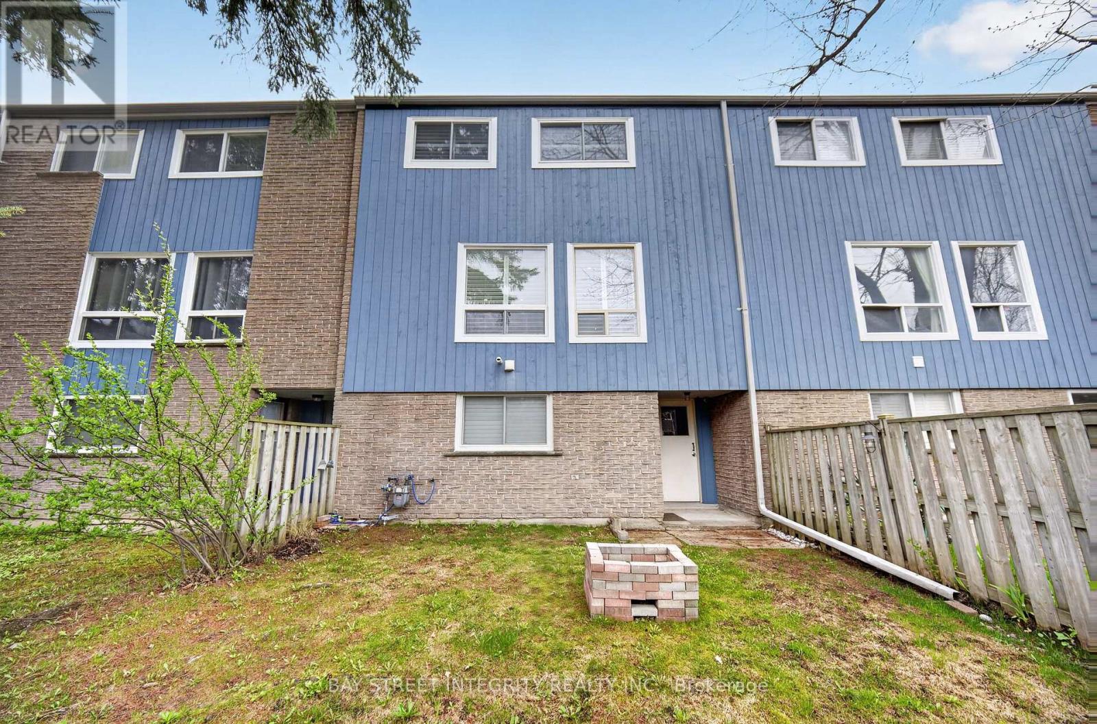 #26 646 VILLAGE PARKWAY - 40