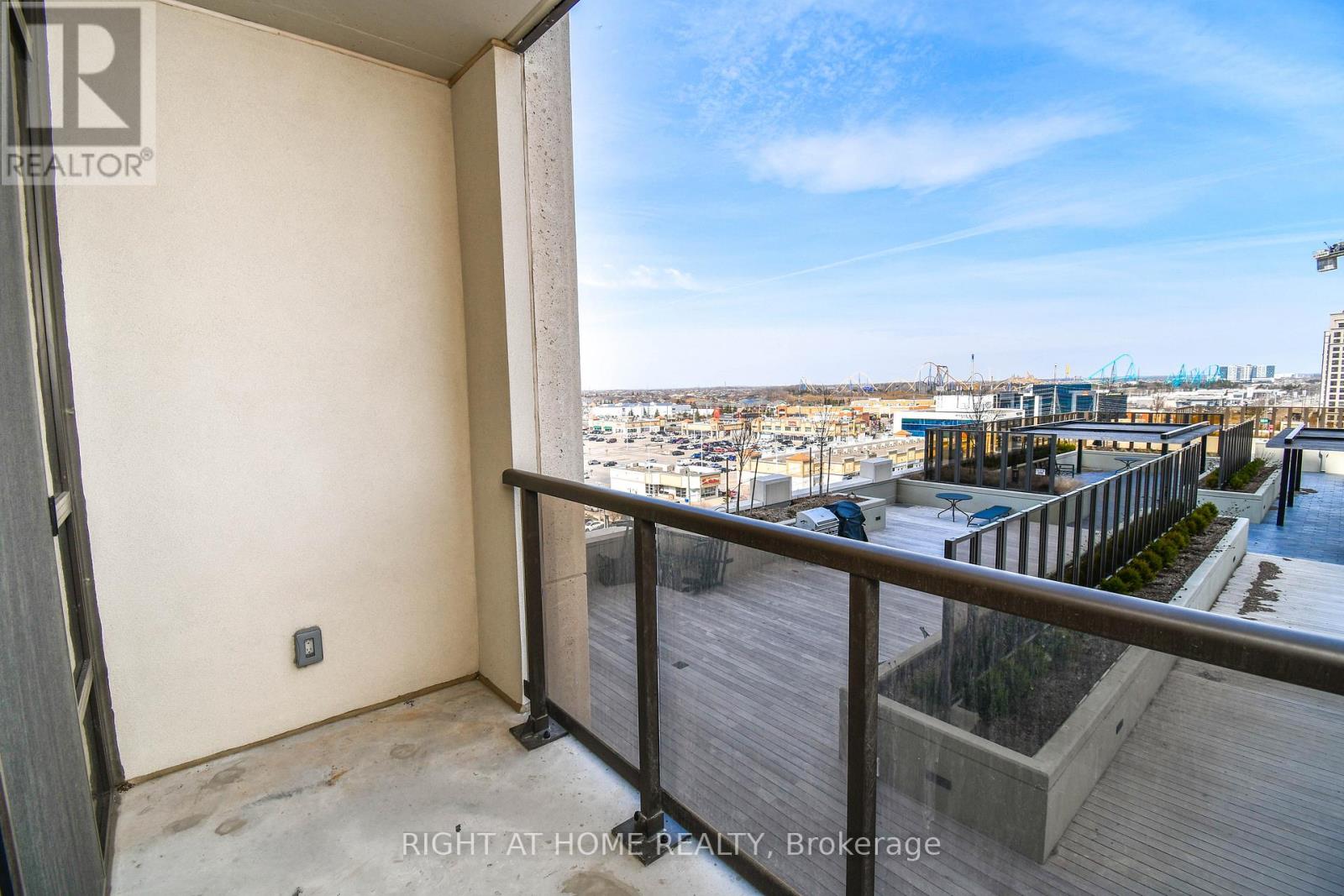 #811 9085 JANE STREET - 10