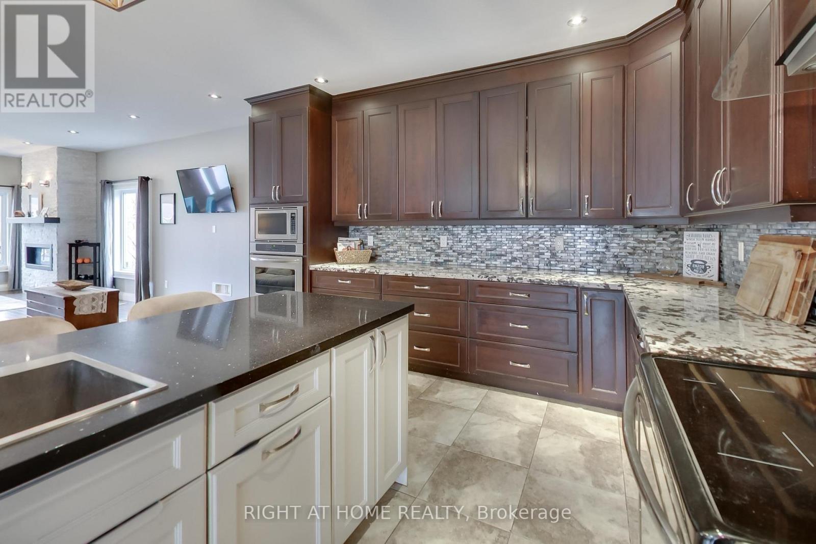 54 BELLEHUMEUR ROAD - 20