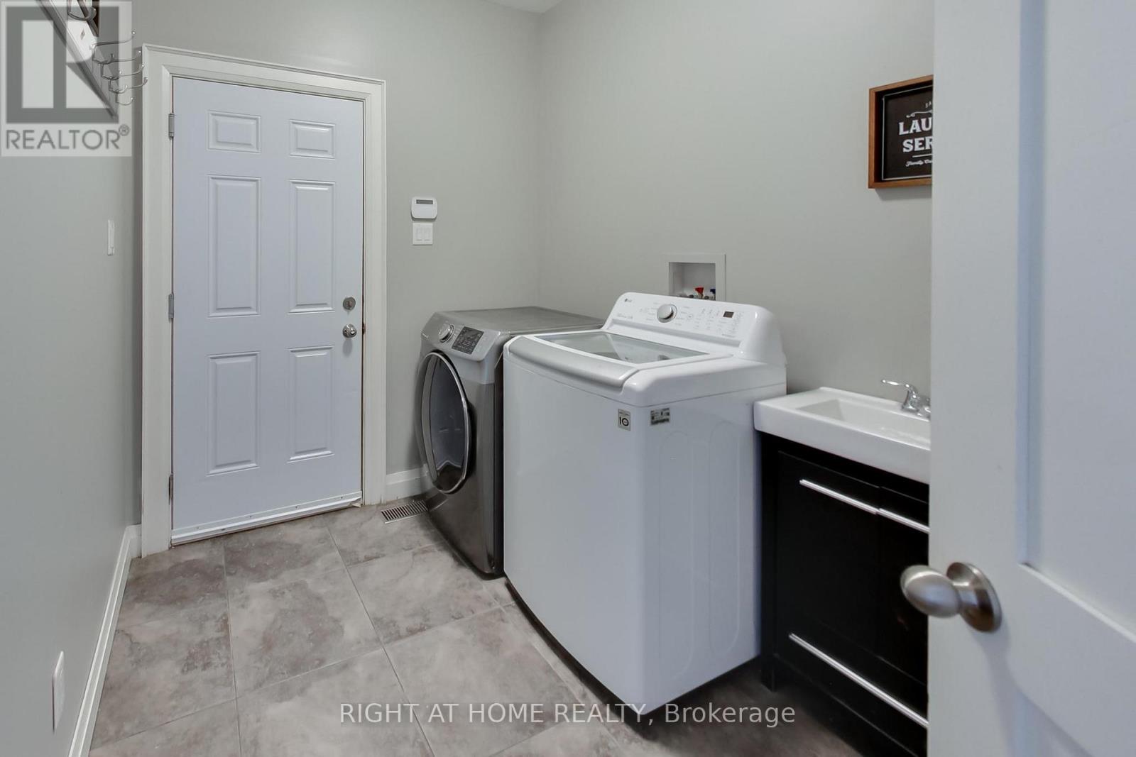 54 BELLEHUMEUR ROAD - 23