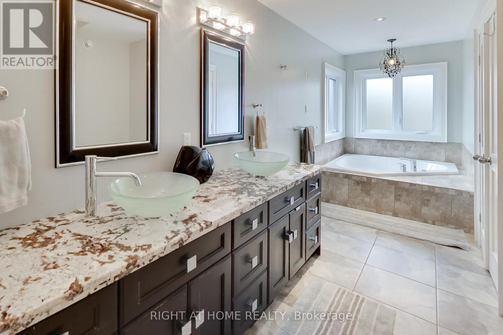 54 BELLEHUMEUR ROAD - 28