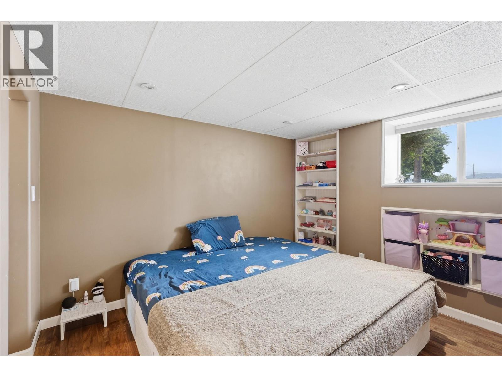1365 COLUMBIA Street - 33