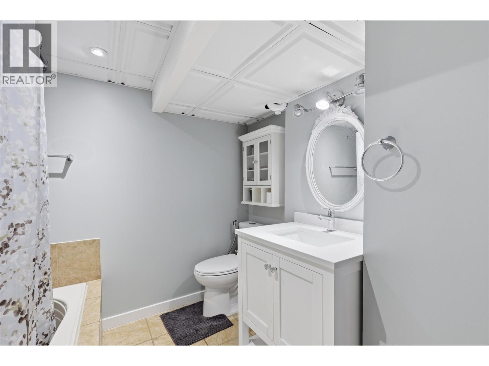 1365 COLUMBIA Street - 36