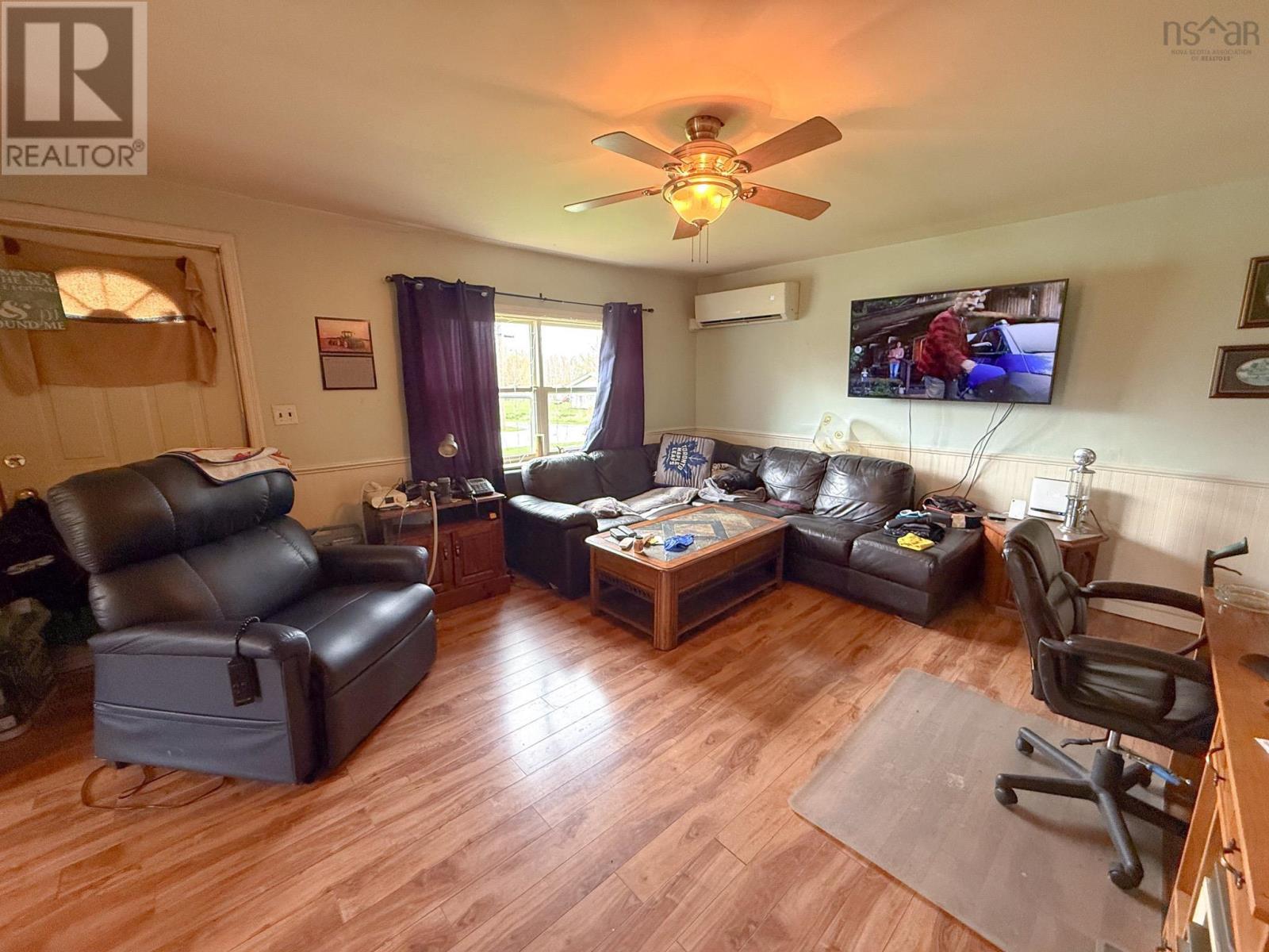 54 Jollimore Road - 8