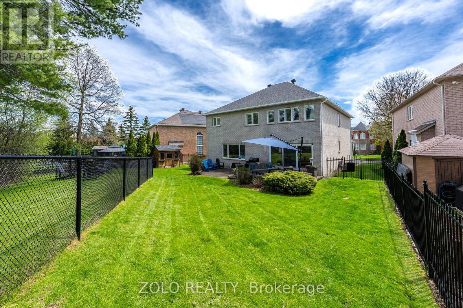 86 NORTH RIDGE CRESCENT - 43