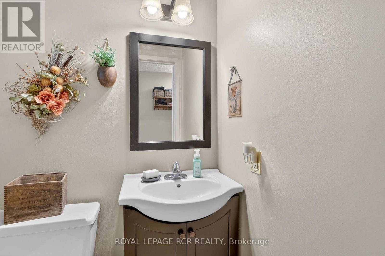 55 BARONWOOD COURT - 17