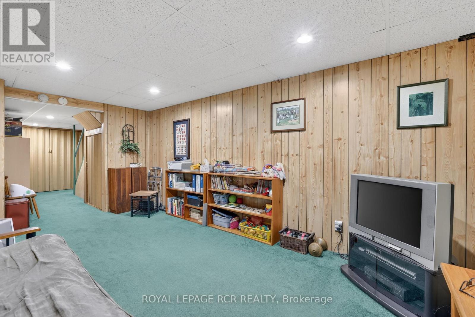 55 BARONWOOD COURT - 32