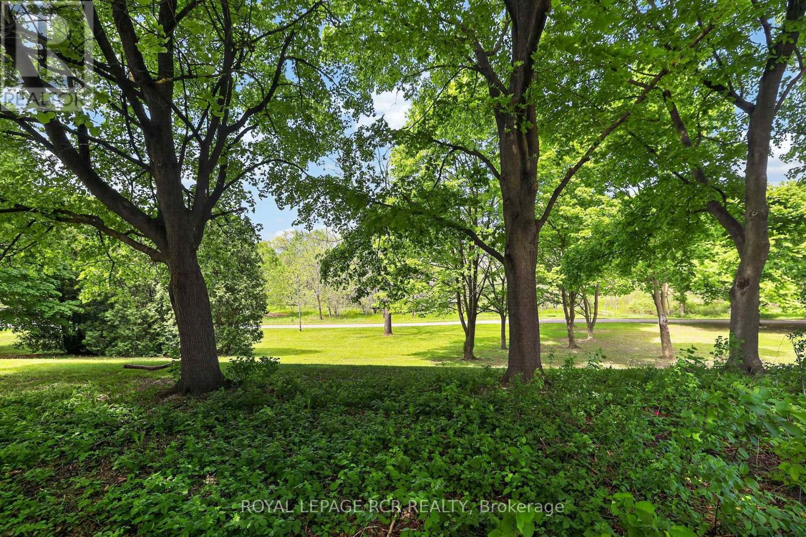 55 BARONWOOD COURT - 40