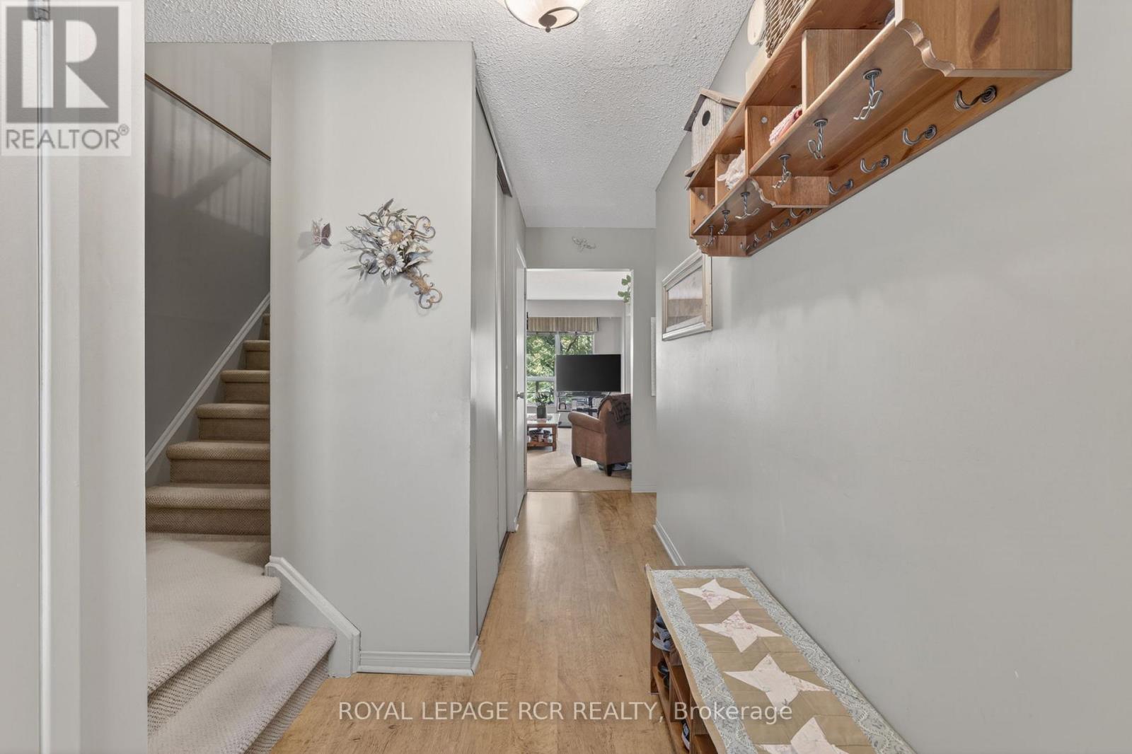 55 BARONWOOD COURT - 6