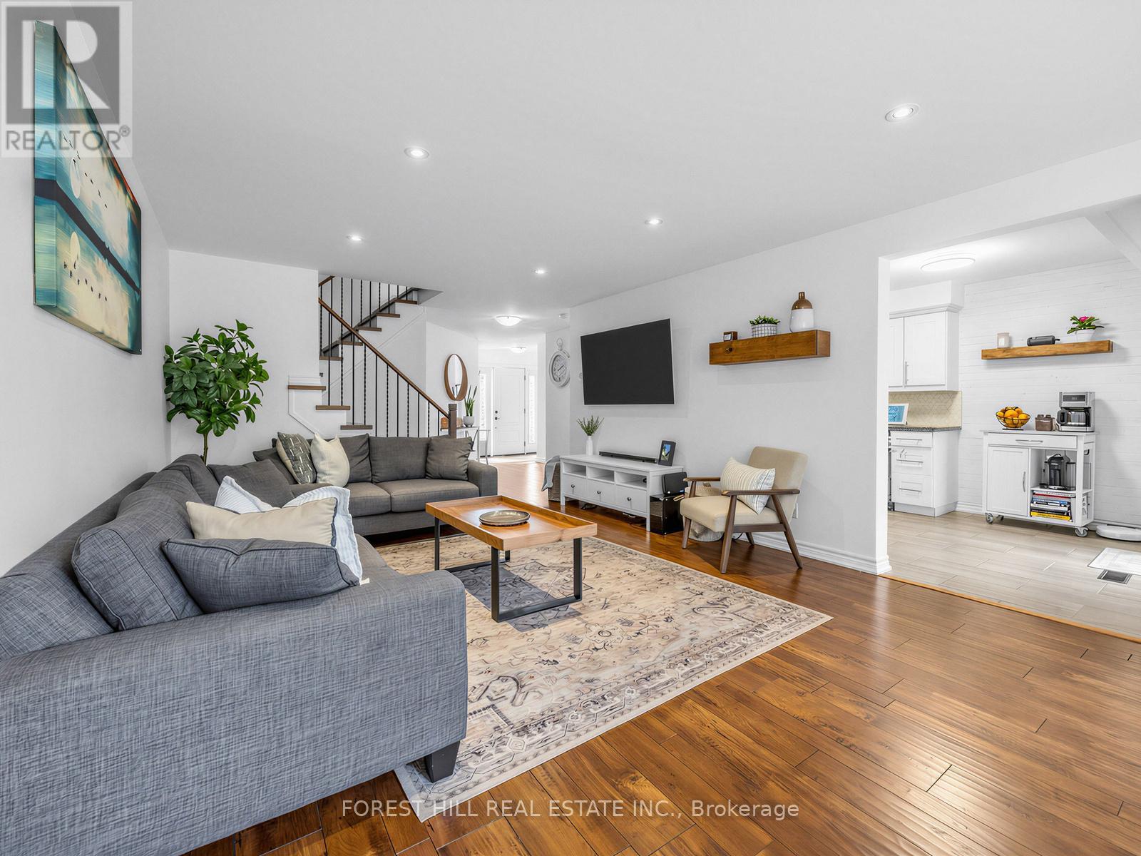 4243 THOM GARDENS - 11