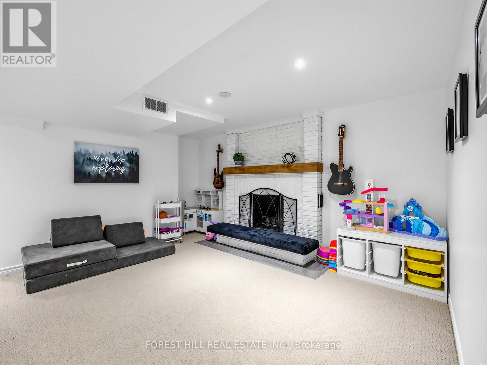 4243 THOM GARDENS - 24