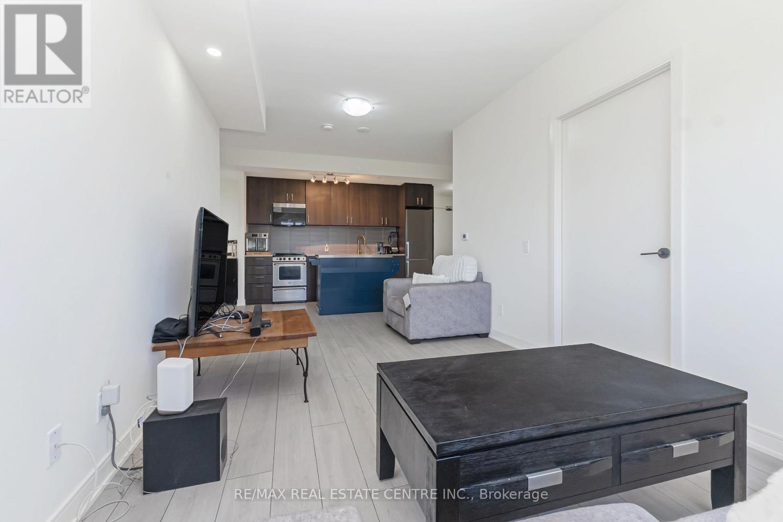 #1402 8010 DERRY ROAD - 18