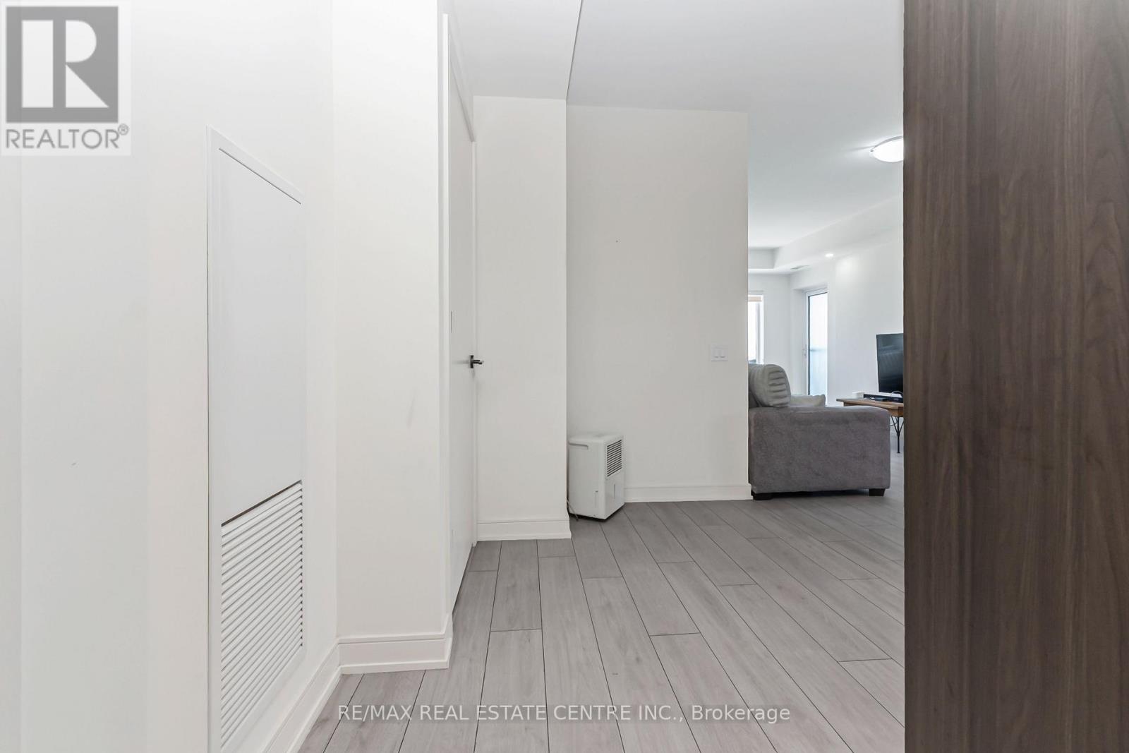 #1402 8010 DERRY ROAD - 21