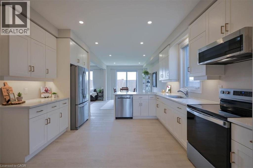 107 SNYDER Avenue - 5