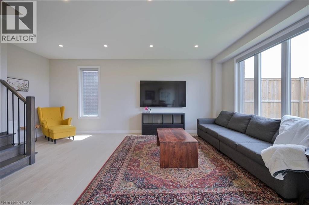 107 SNYDER Avenue - 12