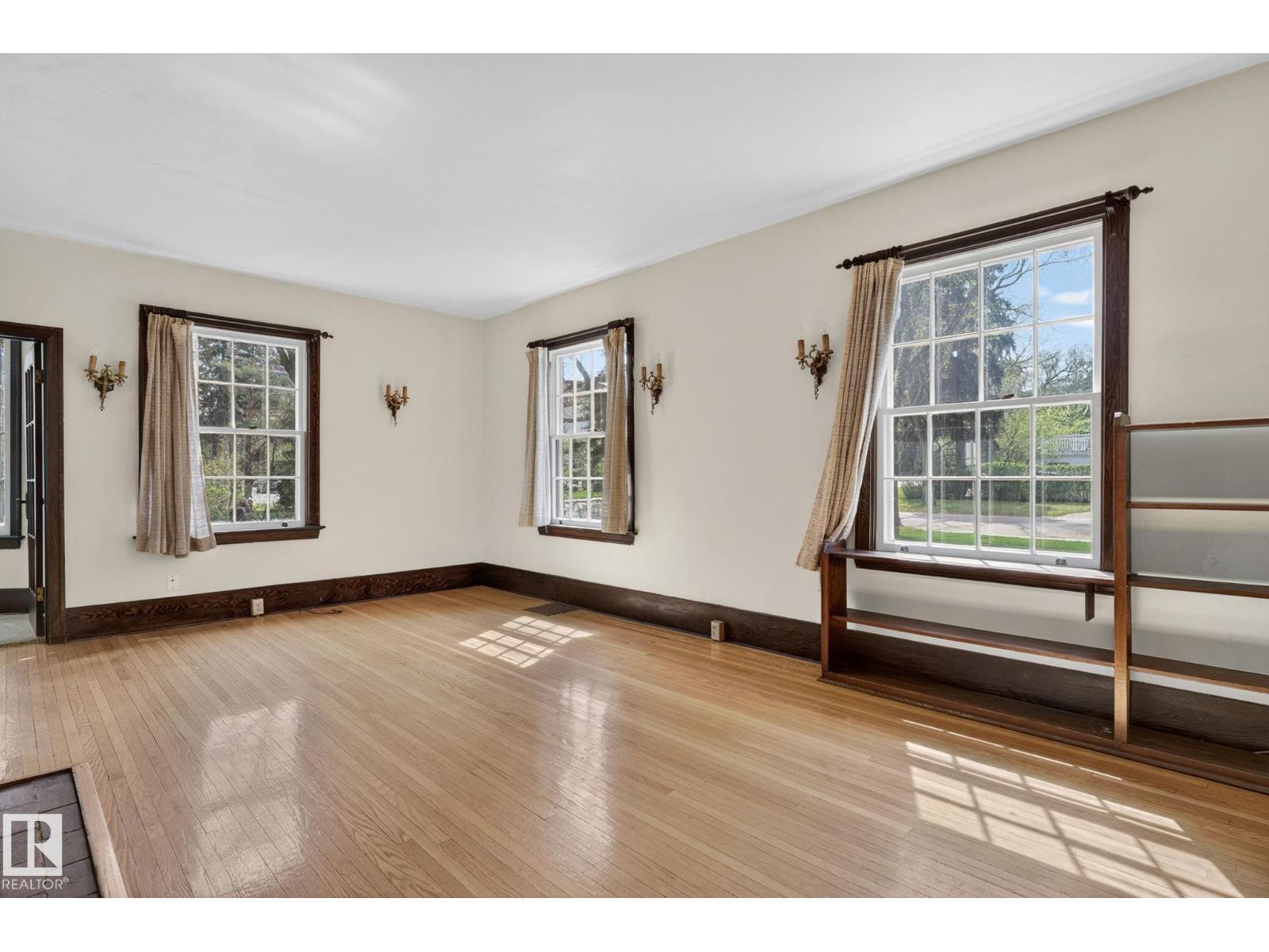 11608 EDINBORO RD NW — photo 22