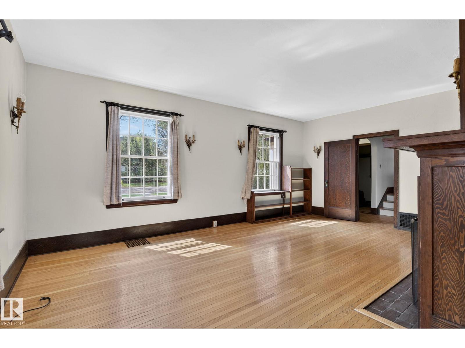 11608 EDINBORO RD NW — photo 24