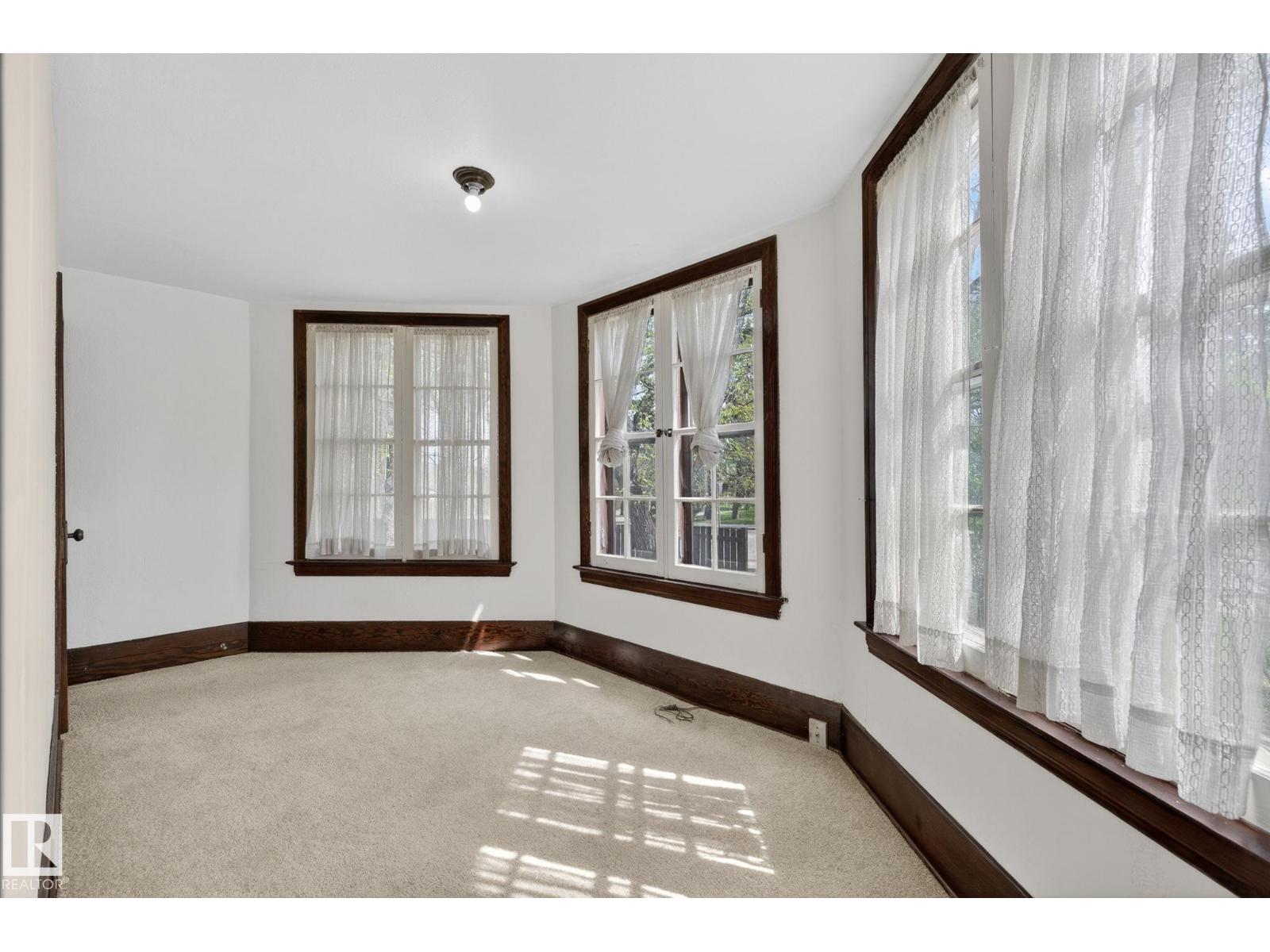 11608 EDINBORO RD NW — photo 27