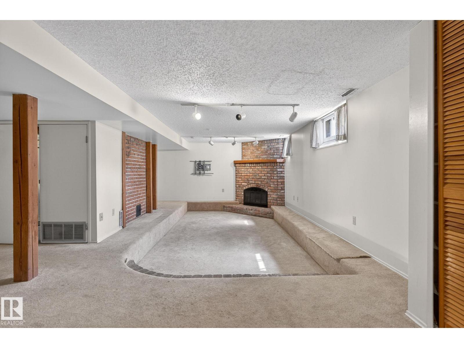 11608 EDINBORO RD NW — photo 44