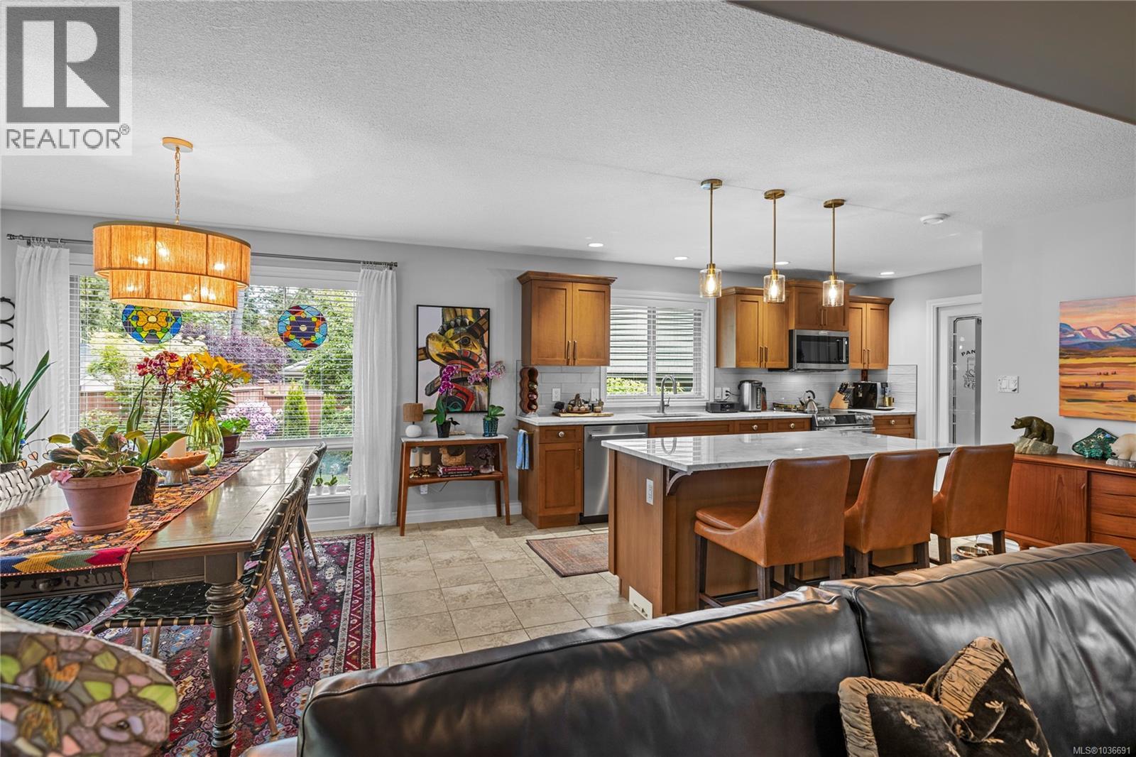 978 Cantebury Pl, Qualicum Beach