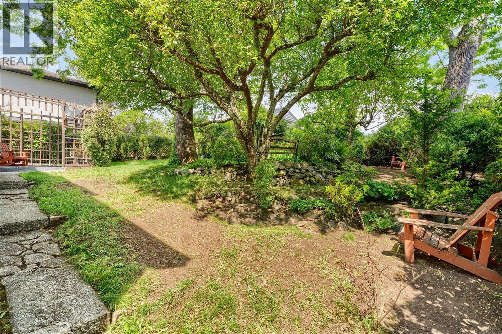 1670 Kisber Ave - 36