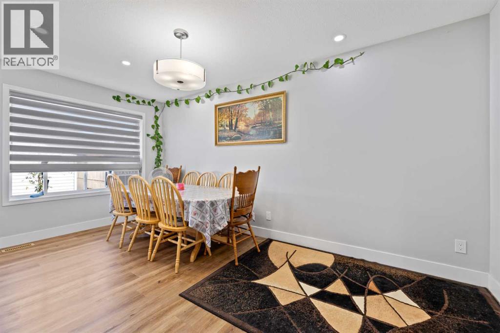 248 Taracove Road NE - 14