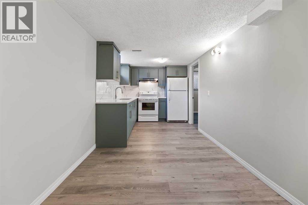 248 Taracove Road NE - 27