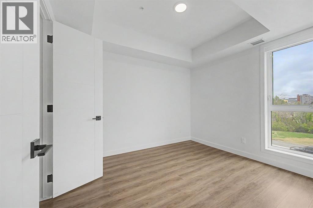 #205 3107 Warren Street - 15