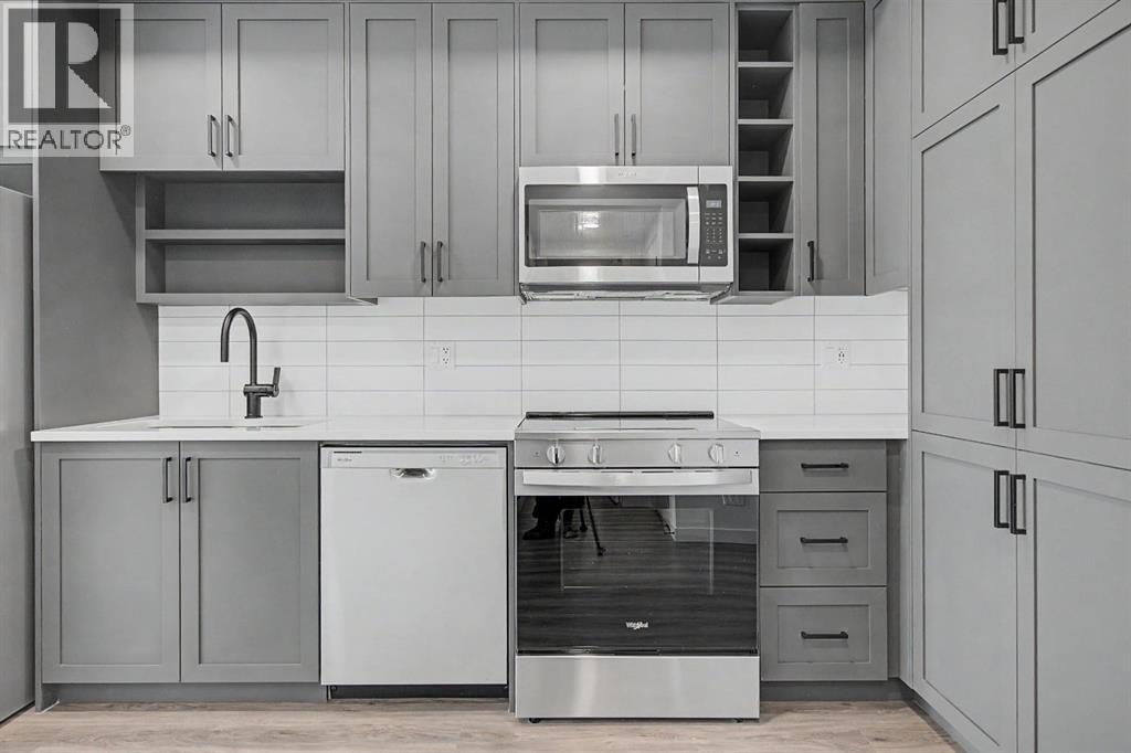 #205 3107 Warren Street - Image 3