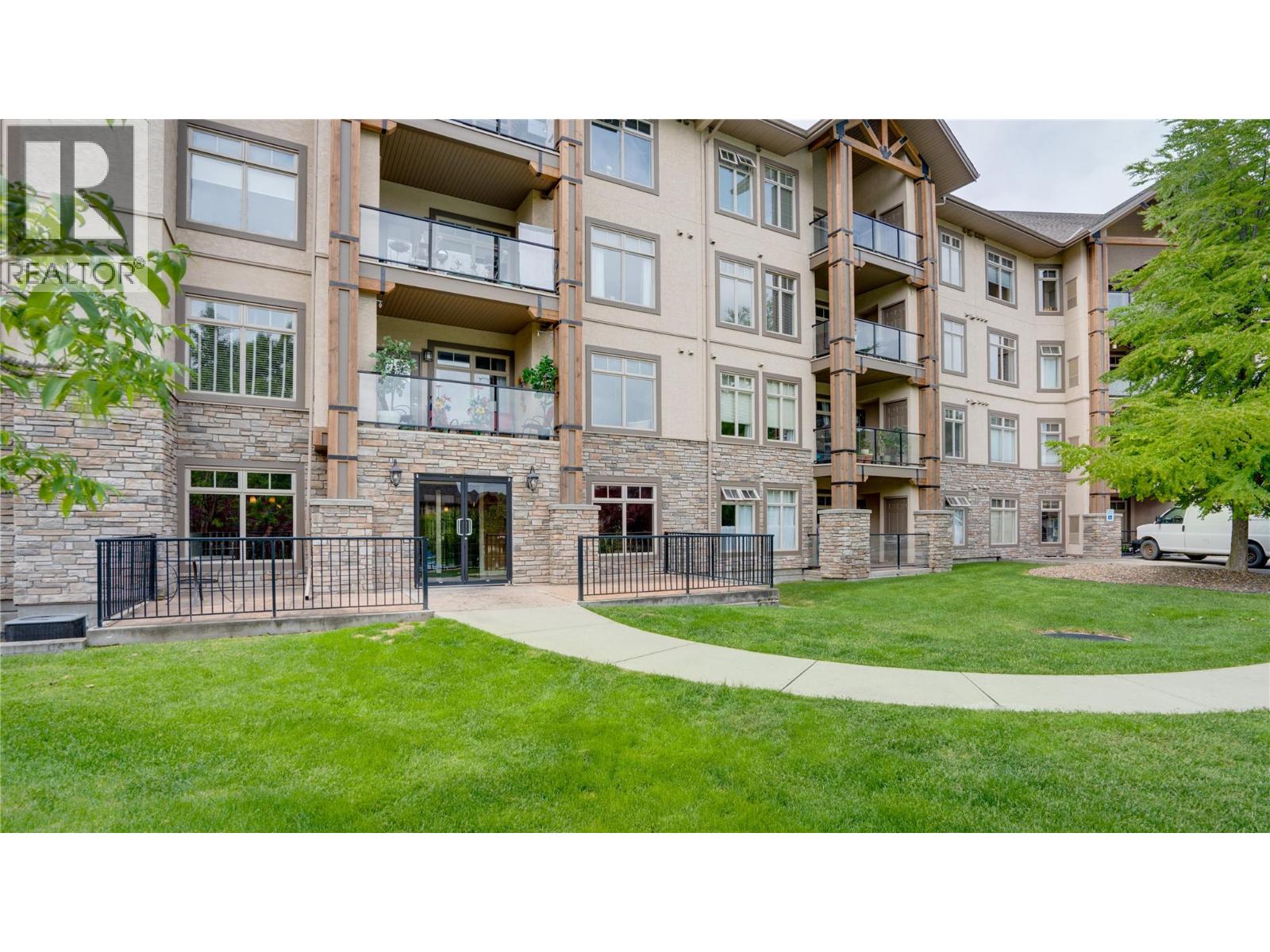 2551 Shoreline Drive Unit# 412, Lake Country