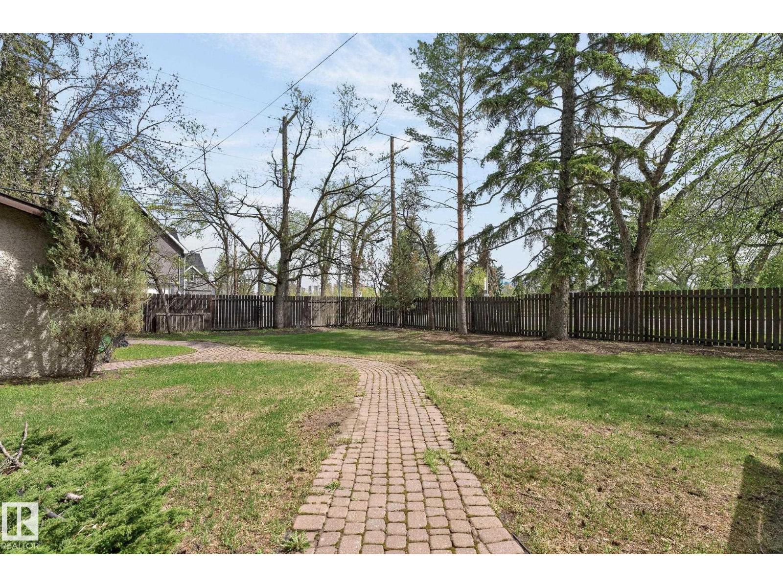 11608 EDINBORO RD NW — photo 8