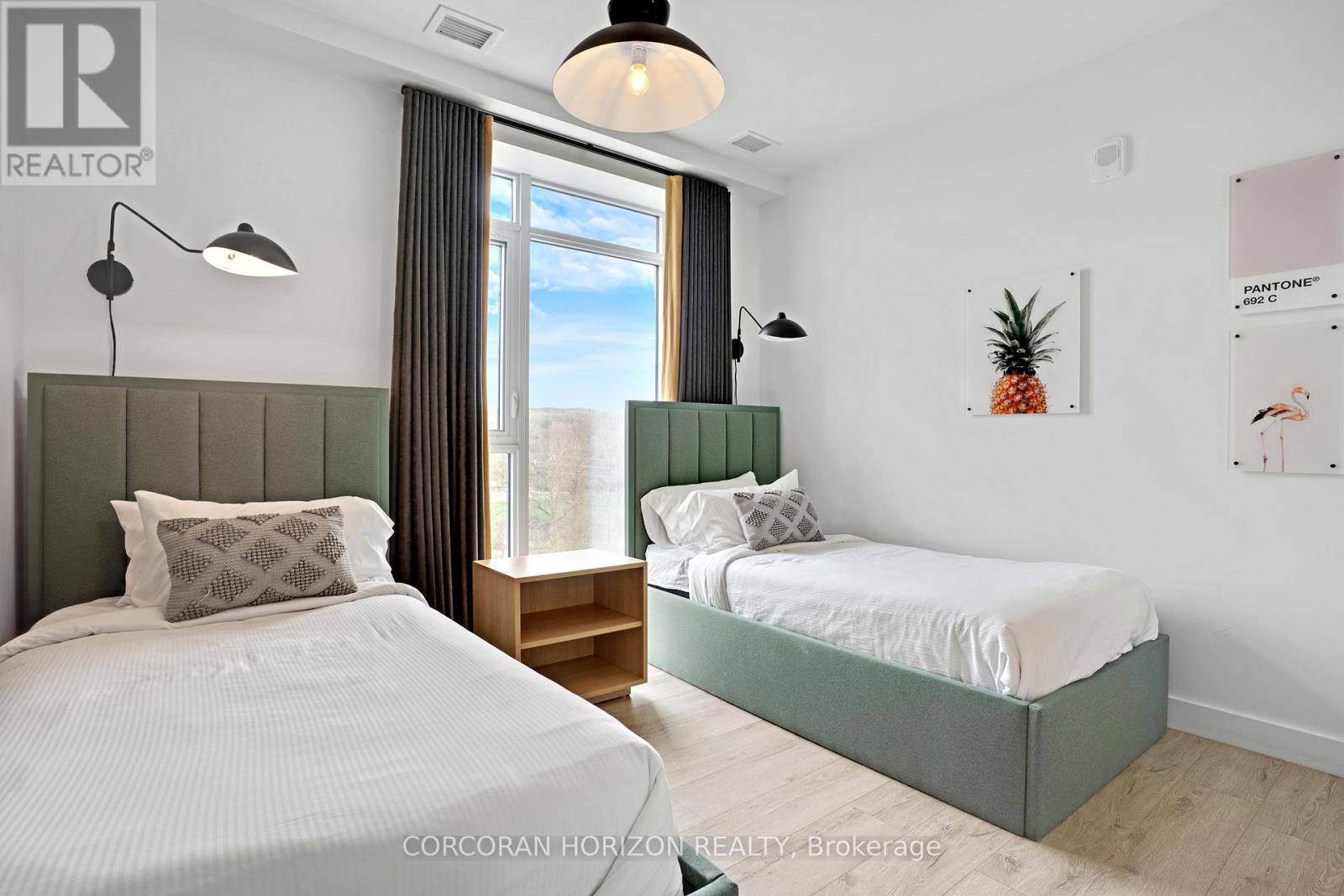 #802 15 GLEBE STREET - 27