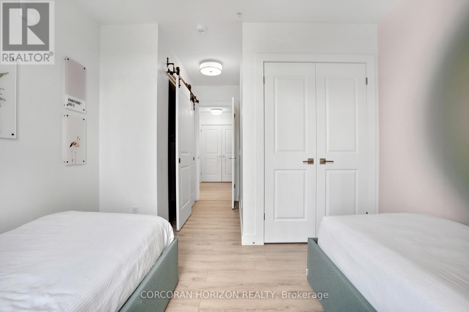 #802 15 GLEBE STREET - 28