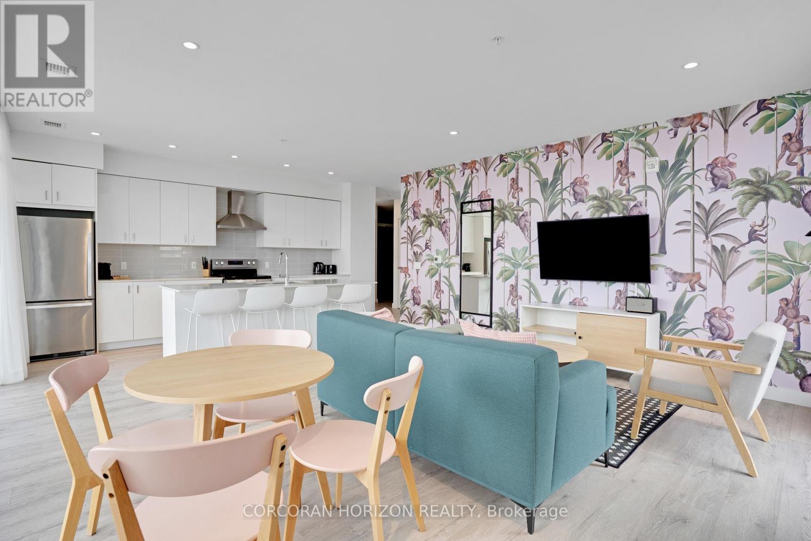 #802 15 GLEBE STREET - 35