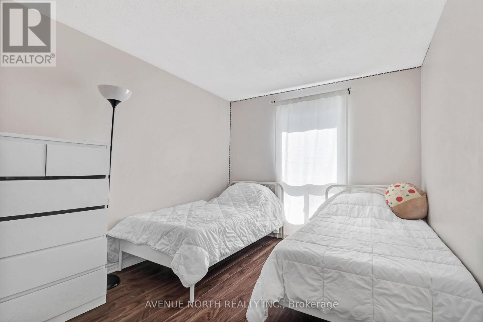 494 SANDHAMN PRIVATE - 24