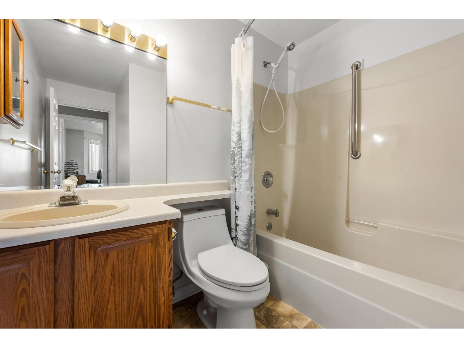 312 8985 MARY STREET, Chilliwack Proper West, Chilliwack