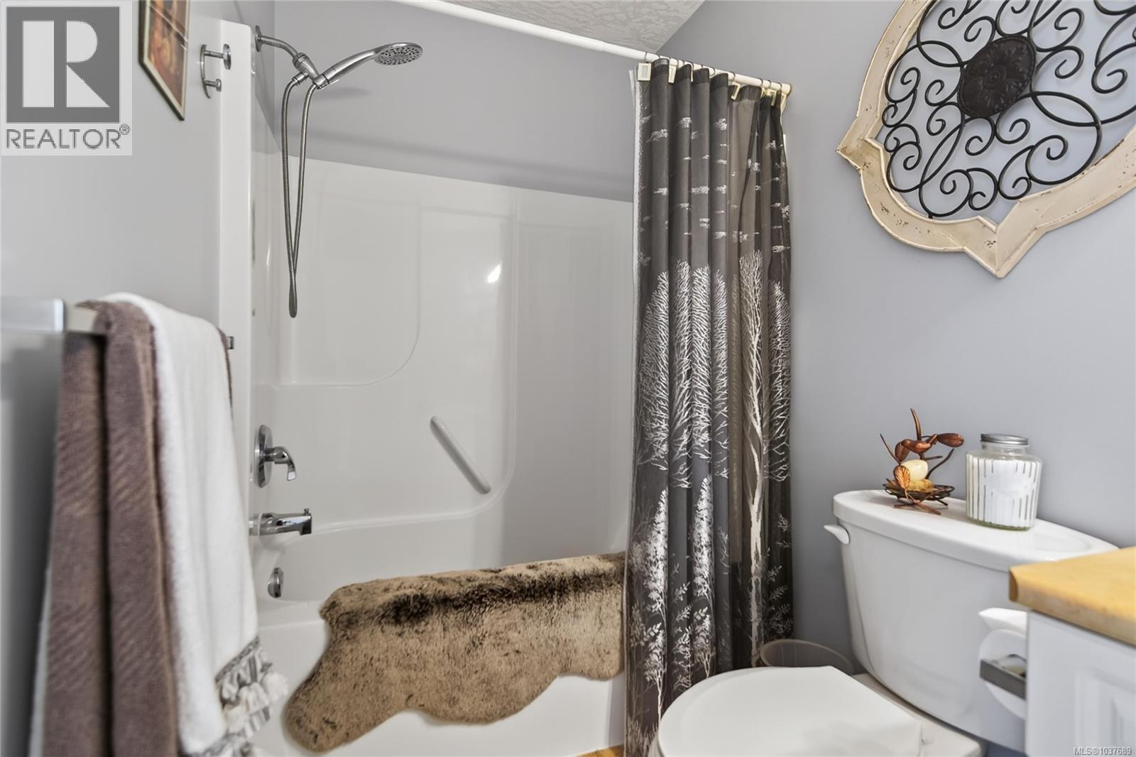 2173 Swallow Cres, Courtenay