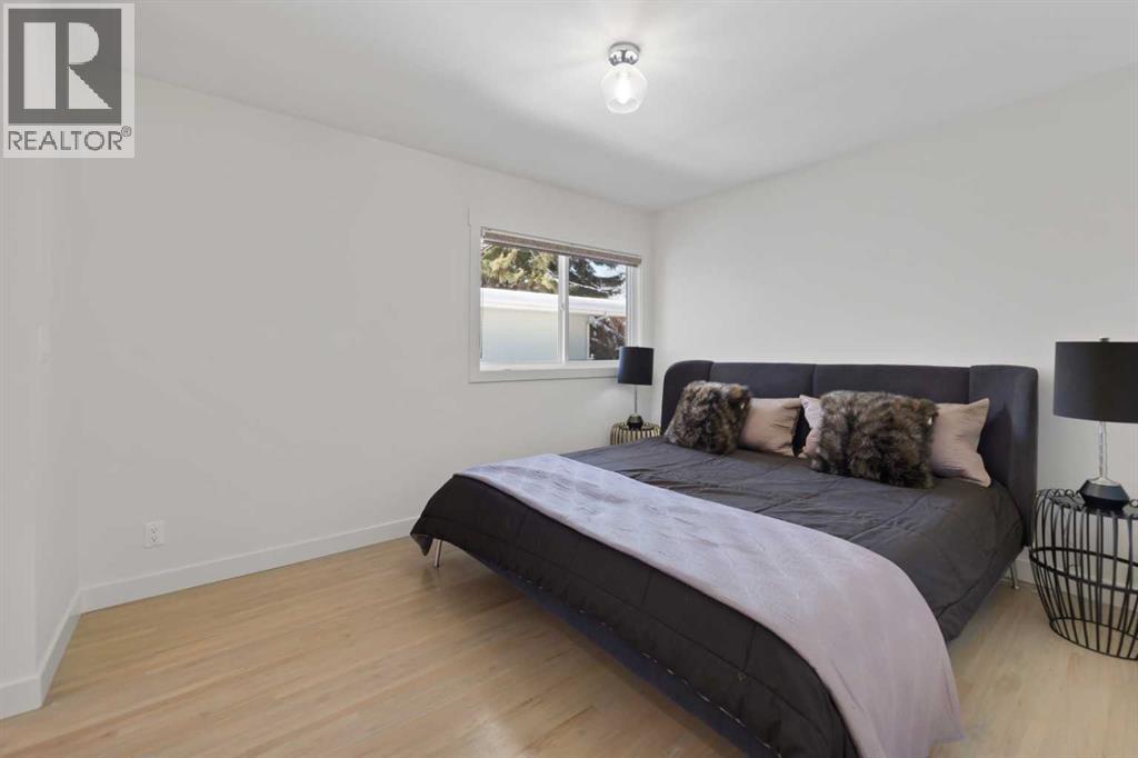 38 Westwood Drive SW - 18
