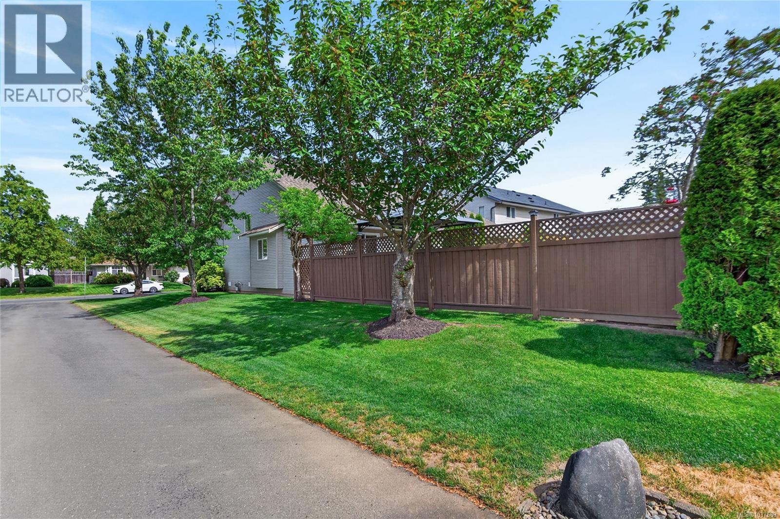 2173 Swallow Cres - 59